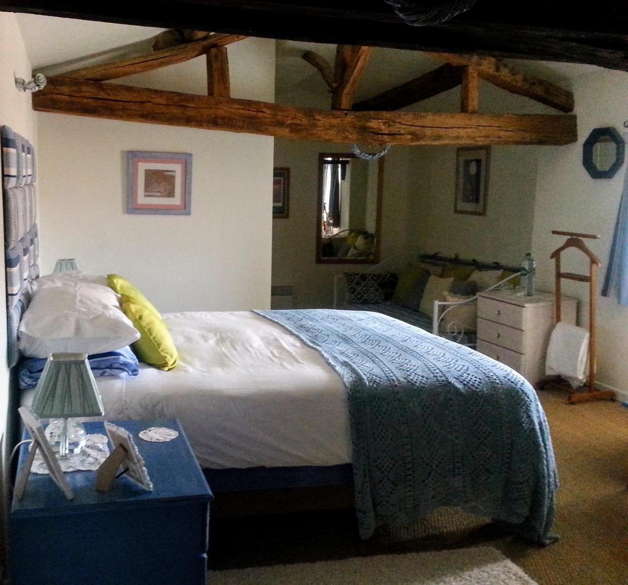 Chambre D'Hotes Oiron, Deux Sevres - Not Near Taize, Burgundy Bed & Breakfast エクステリア 写真